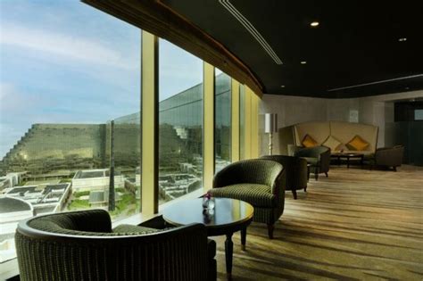 Okada Manila launches premier Executive Lounge .